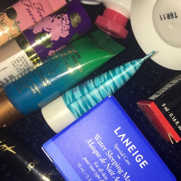 MYSTERY Bundle💋 - Picture 4 of 4